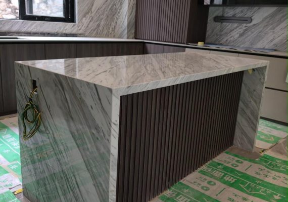 Altar/Bar / Kitchen/island Top & Wall Cladding
